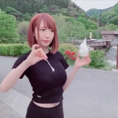 日本節目看到的無辜表情。