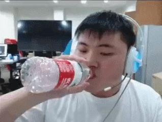 推薦三部爆笑喜劇，看的時候一定別吃東西，會噴的
