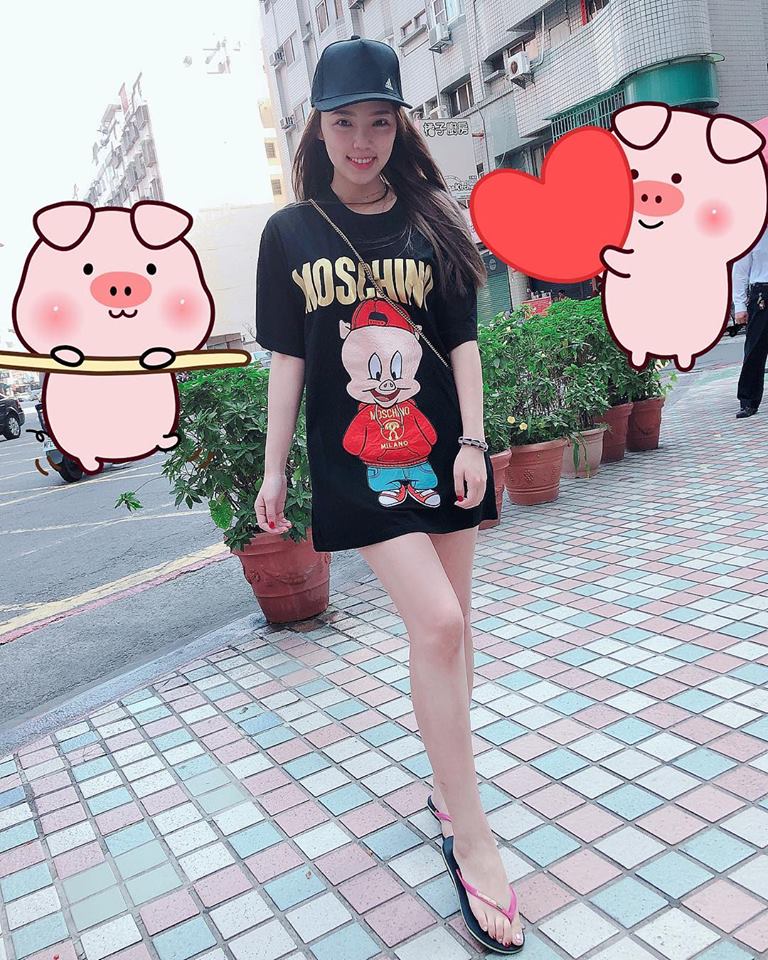 焦點完全模糊！長髮正妹「VivianLiao」吃火鍋讓人視線盯著猛看