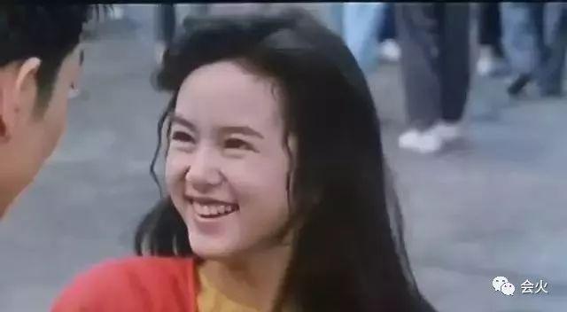 被譽為「1990年代最可愛女孩」葉蘊儀。14歲走紅23歲閃婚27歲「失婚跌落谷底」 如今46歲浴火重生美翻！
