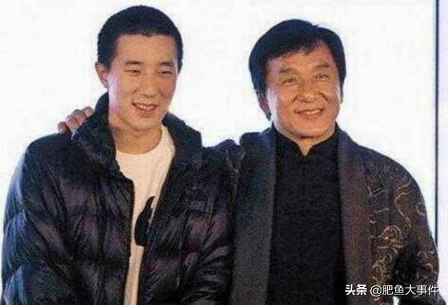 房祖名好心送祝福，不料反遭成龍訓斥，未免對兒子太過嚴苛，知道原因後很多人表示支持