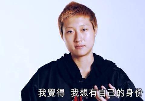 分不到遺產炮轟成龍？還大罵吳卓林廢物？這個女人真可X怕！
