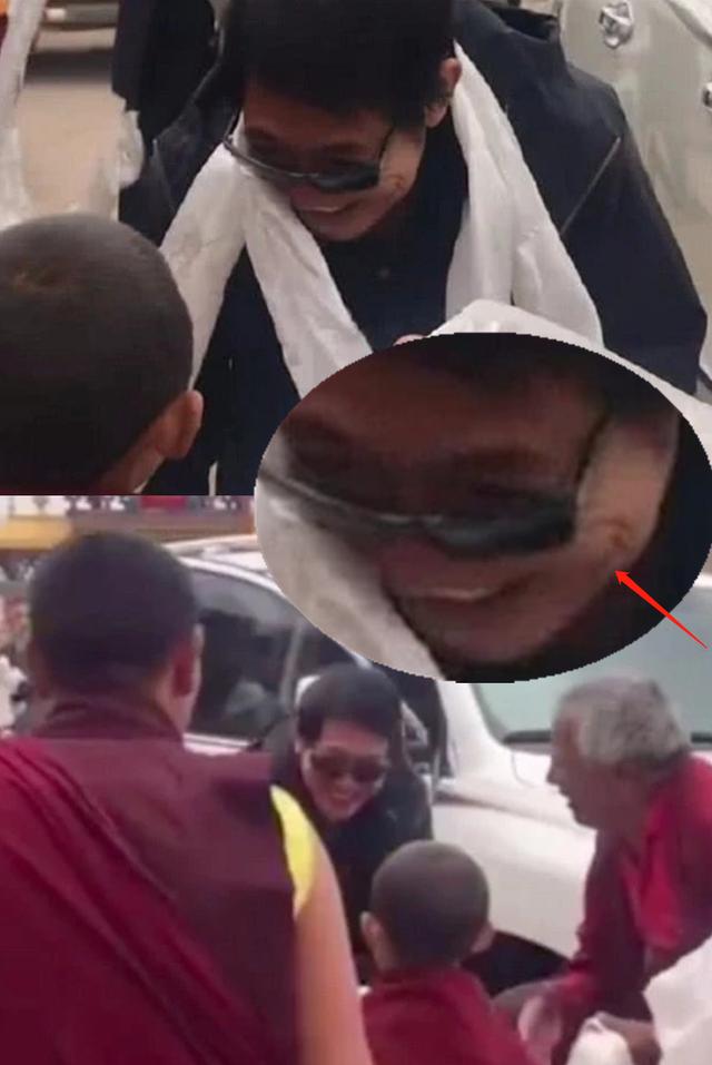 57歲利智陪李連杰現身禮佛，穿海清長衫疑已皈依佛門！