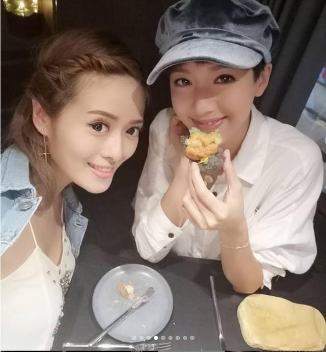 昔日港姐如今行為古怪？自拍P成外星人，還自曝富商開150萬約飯