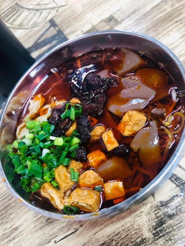 趕超大同刀削麵，碾壓四川擔擔麵，貴州的這碗面才是面中霸主