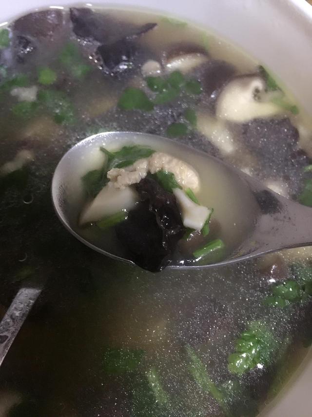 好喝又解暑的12款營養湯，鮮香味美，老公每天都要來上兩大碗！