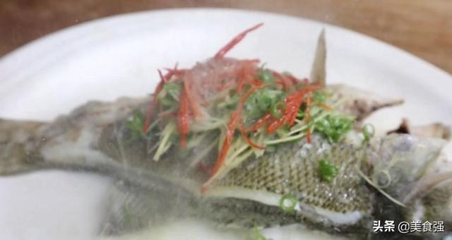 「清蒸鱸魚」原來有這麼多的講究、漲知識了