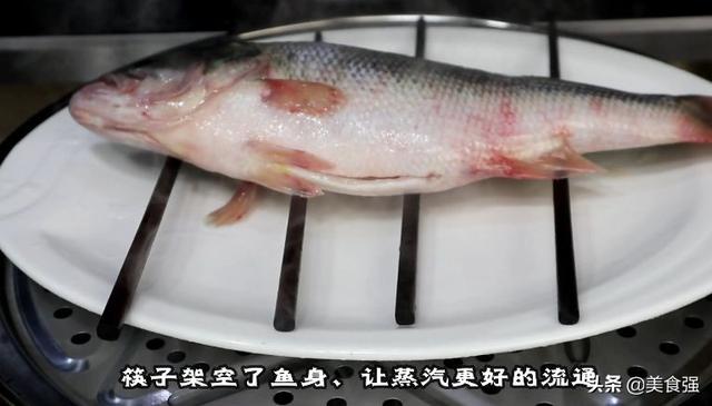 「清蒸鱸魚」原來有這麼多的講究、漲知識了