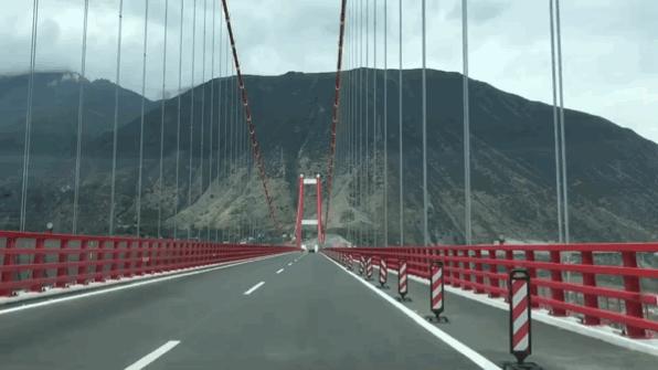 四川這條神奇的「雲端天路」，可直達雪山、草原，還能看「海」！