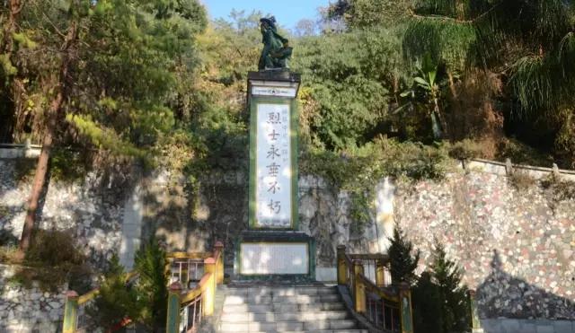 為修建中尼公路，109人長眠西藏樟木，路途遙遠，可有親人祭奠？