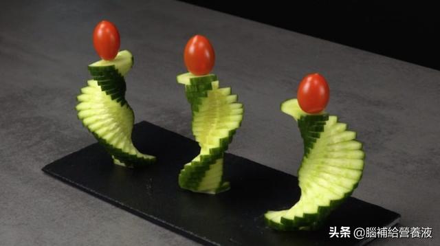 漂亮的裝飾：蔬果雕刻；當你這樣切黃瓜，它將變成一門可口的藝術