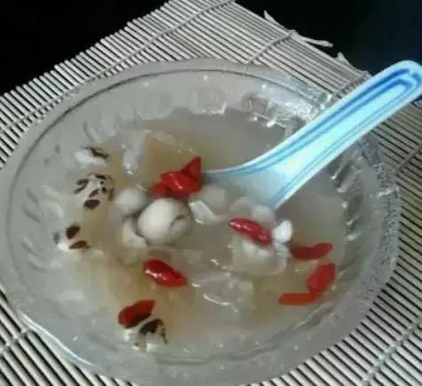 平民燕窩銀耳的8種做法，春天正適合的美食