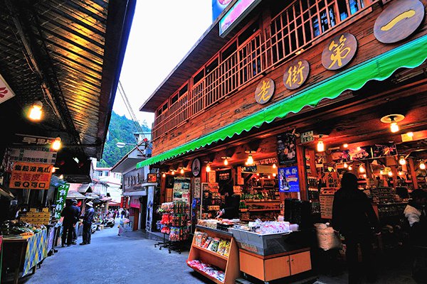 賞螢喝咖啡愜意旅行 嘉義六大景點二日遊