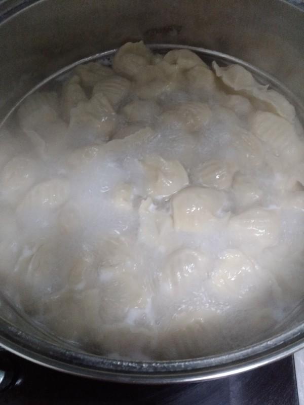 夏天吃這餃子太爽，皮薄餡大，多吃助眠，奶奶說一輩子也吃不夠！