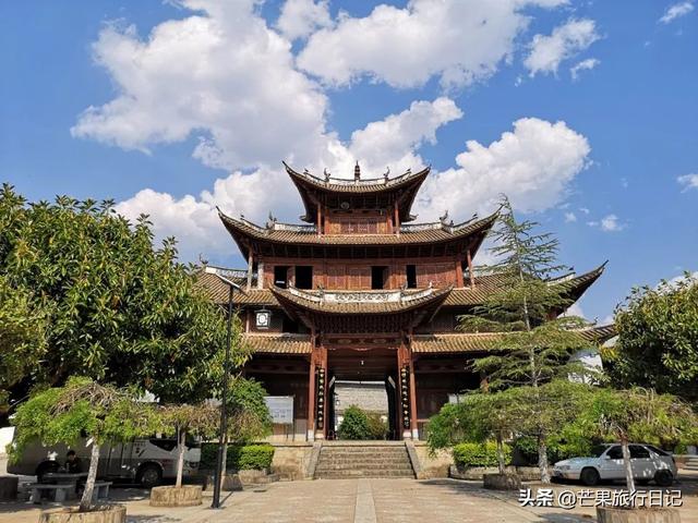 如果你覺得大理麗江太商業化，推薦你到雲南這個古城，安靜遊客少