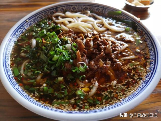 如果你覺得大理麗江太商業化，推薦你到雲南這個古城，安靜遊客少
