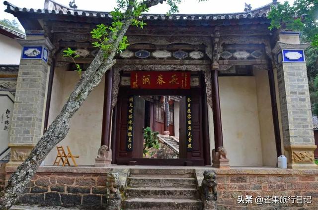 如果你覺得大理麗江太商業化，推薦你到雲南這個古城，安靜遊客少