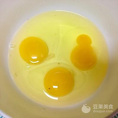 饅頭火腿雞蛋餅的做法 