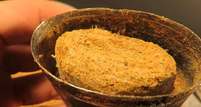 [打仗吃什麼]120年前的英軍單兵腌牛肉罐頭開封試吃