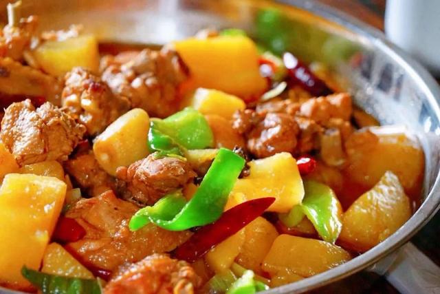 為啥新疆菜這麼「膨脹」