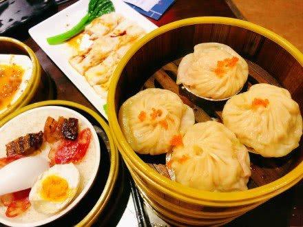 據說廣東人每天都這樣吃早餐，廣東人看了表示：太看得起我們了