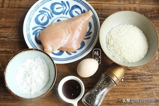 炸雞排原來做起來這麼簡單，又香又酥脆，味道不輸給快餐店！