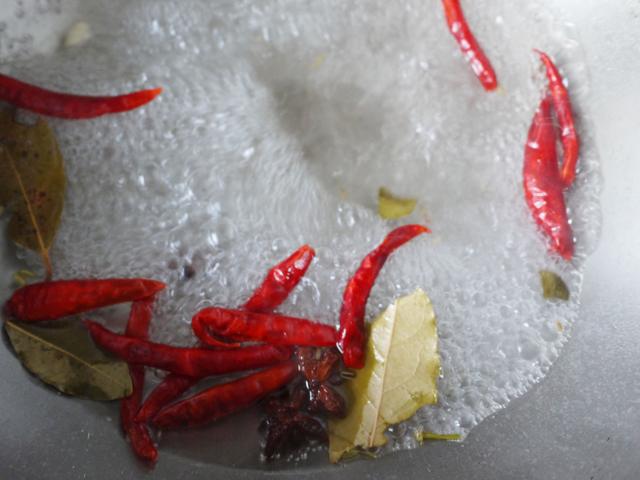 一粒黃豆的歷程，從夏季冰啤的最佳拍檔，一盤開胃消暑煮毛豆開始