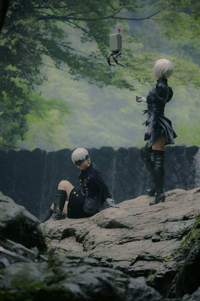 Cosplay「唯美與現實」只有一線之隔！現實照片一看秒軟　網崩潰：她的肚臍！
