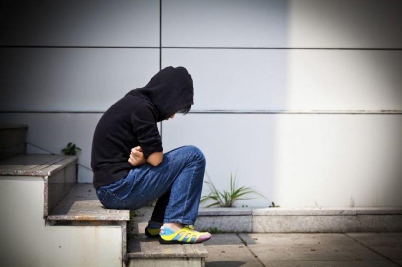 【為了紅什麼都做！】13歲少年竟拍親姐照片放上網！3分鐘後悔急刪照卻已「傳遍全球」！