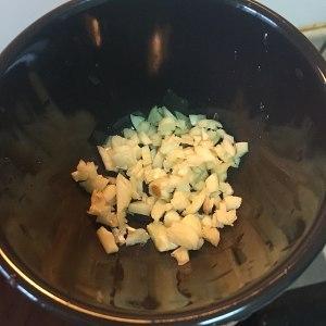 學會這兩種涼拌汁的做法，再也不愁，不會做涼菜了