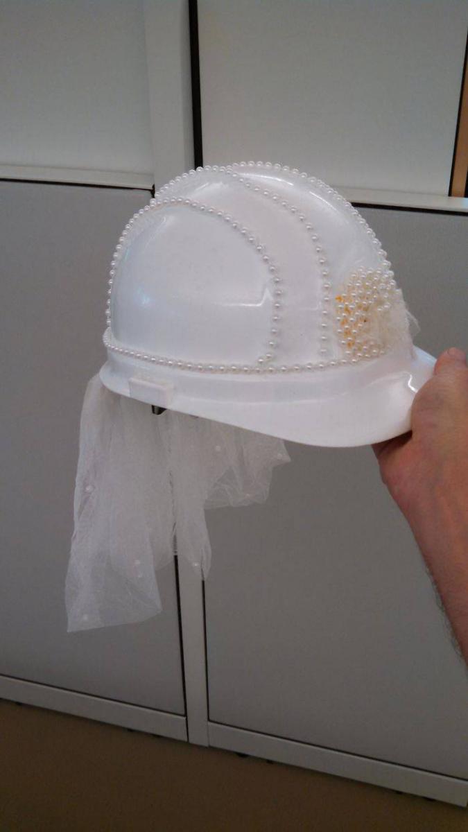 25 張「當工作太無聊時，上班族幹出的事兒」揭露老闆不知道的員工另一面