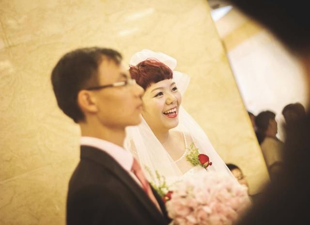 臨時取消了加班，回家看到桌子上的四菜一湯，我結束了五年的婚姻！