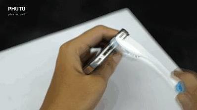 原來把2根舊牙刷綁在一起，效果竟然這麼好，以前的牙刷都白扔了