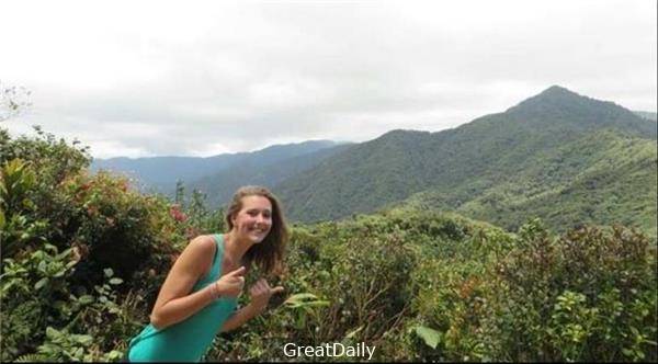 2名女子爬山，卻意外被路人發現只剩骨骸！只是在地上拾到一臺相機，發現裡面竟有驚悚照片...！