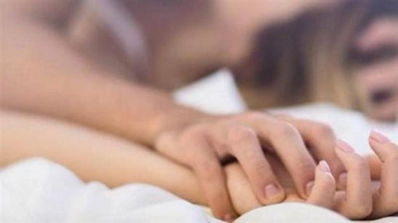交易的過嗎⁉ 女老闆搭上小鮮肉談婚嫁, 男的要求一半收入; 女的要求一個禮拜大戰5天，每次都要超過15分鐘……