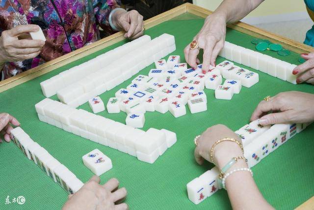 在外打工，提前回家，女兒的一聲爸爸，讓我氣得砸了家