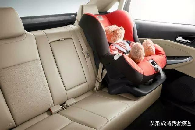 測了10款兒童安全座椅：斯迪姆不達歐盟標準；2款值得推薦！