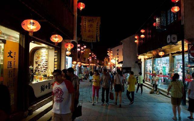 因遺囑不公 多年來我都不曾回家 看到一封6年前繼母給我的信 我立即賣房帶妻兒回老家
