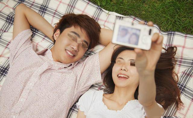 第一次去男友家，未來婆婆的三句話，結束了我們3年的感情
