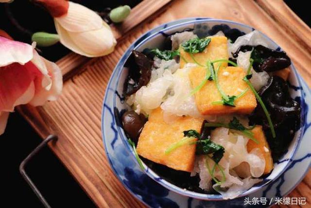 食譜 | 5種炒豆腐的新做法，比肉都好吃， 絕對讓你回味無窮！