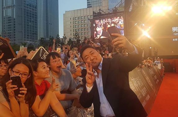 地表最強老公要結婚了！馬東石宣布結婚　穩交3年「小17歲南韓最美教練」娶回家：早就想娶她❤