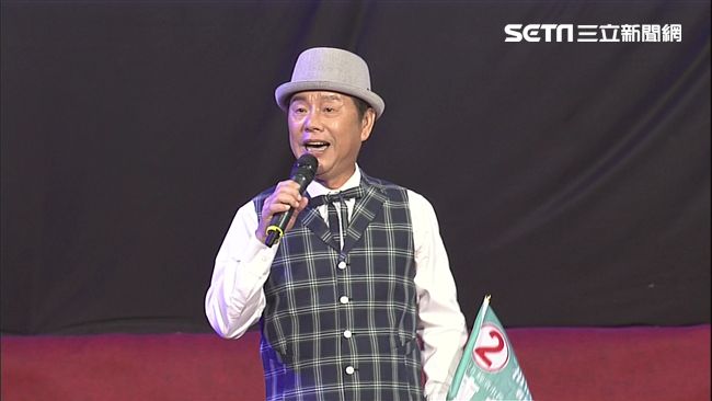 71歲黃西田「負債5千萬」嫩妻甘願一起熬　挺4月孕肚「狂接工作」：我好怕離開他...