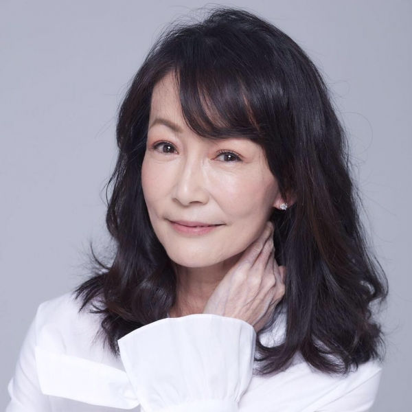 她痛失愛女花15年才走出！ 傷心過度爆夫妻分居「屢傳離婚」 如今看破生命「走了丟臭水溝就好」