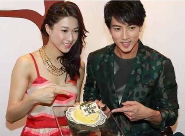 明星「撞臉」如「撞衫」，看第五組，你們是失散多年的龍鳳胎嗎？