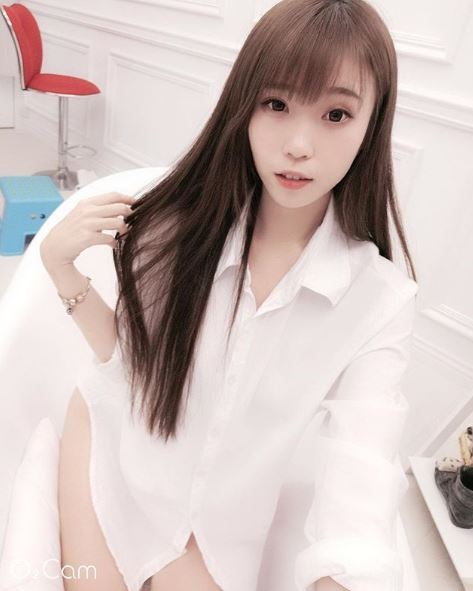 18歲少女「萱萱兒」年紀小但其他可不小　未來值得期待！