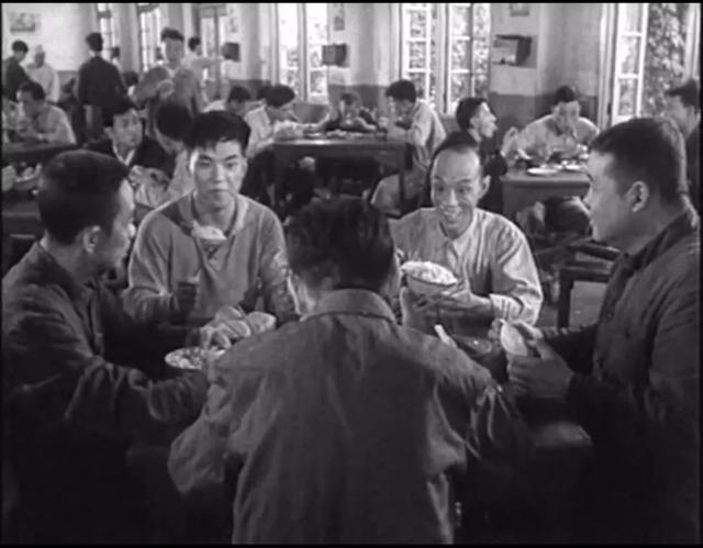 57年了，為什麼這部國產喜劇依舊能讓人捧腹大笑？因為：笑點高級