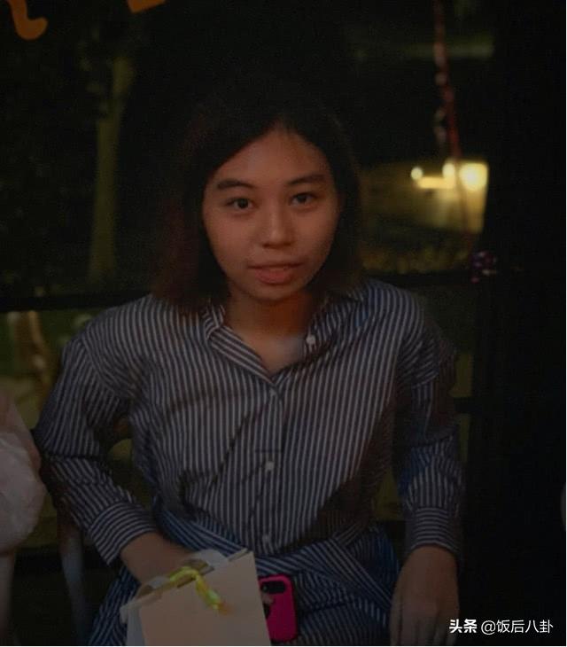 李心潔曬19歲繼女近照低調秀母愛，17年視如己出被贊天使繼母