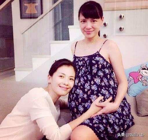 李心潔曬19歲繼女近照低調秀母愛，17年視如己出被贊天使繼母