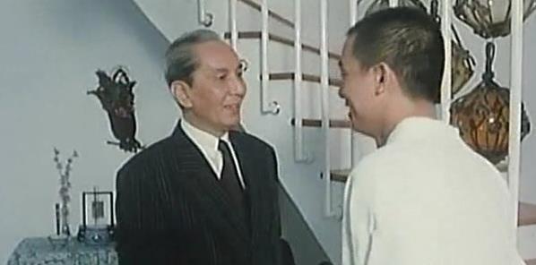 香港娛樂圈又一老戲骨不幸去世！曾叱吒香港娛樂影壇，與張曼玉齊齊演戲，還出演過《古惑仔》！遺憾致死，前妻都不願見最後一面！