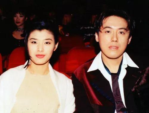 情歌王子背後的女人！「12歲相識、17歲戀愛」經歷風雨40年 張宇甜喊「要當7世夫妻」：沒有妳人生不完整